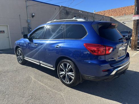 Used 2018 Nissan Pathfinder Platinum image 22