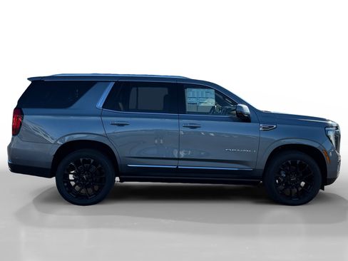 New 2026 GMC Yukon Denali w/ Sun & Power Step Package image 6