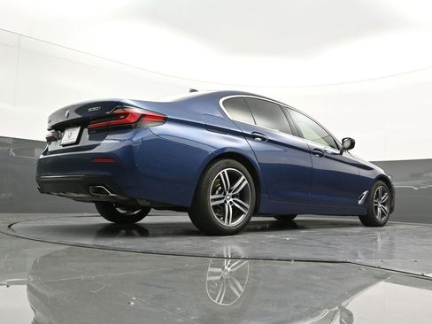 Used 2022 BMW 530i xDrive w/ Convenience Package image 26