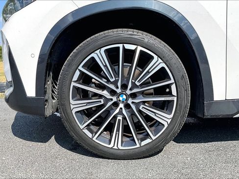 Used 2024 BMW X1 xDrive28i w/ Convenience Package AWD/4WD image 2