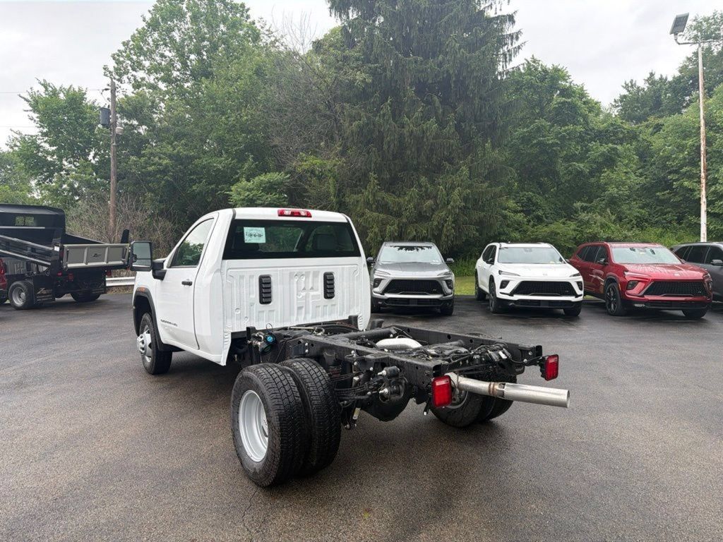 Used 2026 GMC Sierra 3500 Pro w/ Fleet Convenience Package AWD/4WD image 4