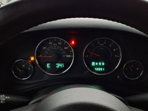 Used 2013 Jeep Wrangler Sport w/ Connectivity Group image 12