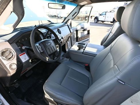 Used 2012 Ford F550 4x4 SuperCab Super Duty w/ Payload Upgrade Pkg image 30
