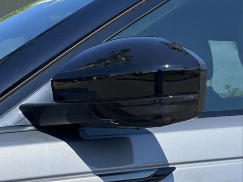 New 2026 Land Rover Range Rover Velar S image 11