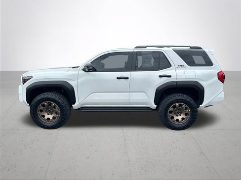 Used 2026 Toyota 4Runner TRD Off-Road Premium AWD/4WD image 10