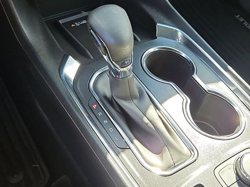 Certified 2023 Chevrolet Traverse LT image 14