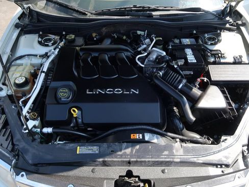 Used 2006 Lincoln Zephyr FWD image 12