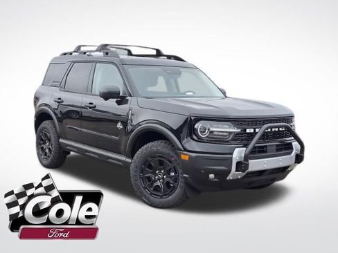 New 2025 Ford Bronco Sport Outer Banks w/ Sasquatch Outer Banks Package image 1