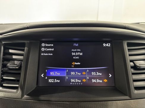 Used 2019 INFINITI QX60 Pure AWD/4WD image 2
