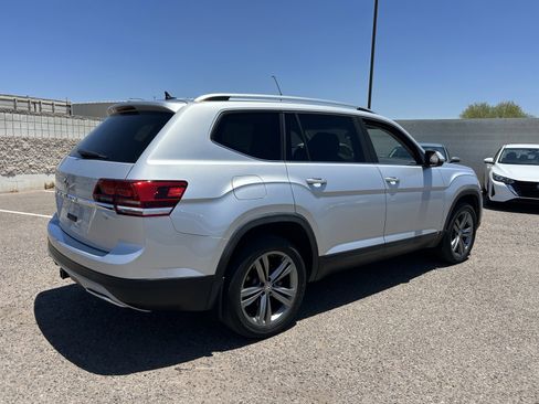Used 2019 Volkswagen Atlas SE FWD image 4