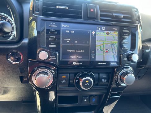 Certified 2023 Toyota 4Runner TRD Off-Road Premium w/ Moonroof Package AWD/4WD image 21