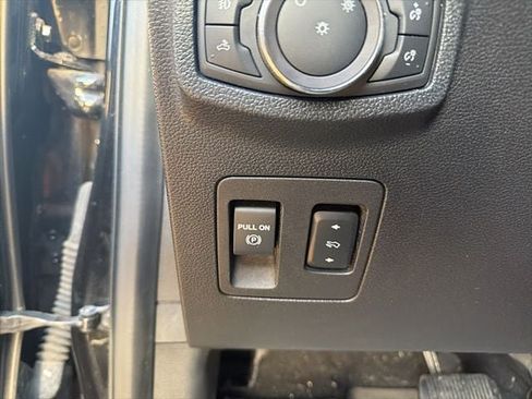 Used 2019 Ford F150 XLT w/ Equipment Group 302A Luxury image 6