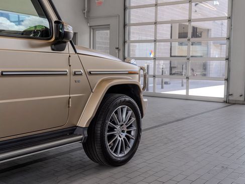 Used 2023 Mercedes-Benz G 550 image 29