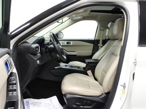 Used 2021 Ford Explorer Limited w/ Hybrid Equipment Group 310A image 12