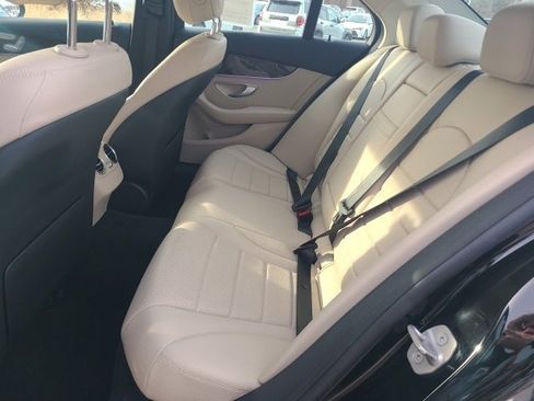 Used 2021 Mercedes-Benz C 300 4MATIC Sedan image 13