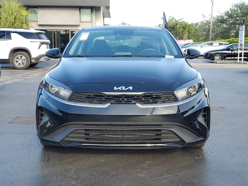 New 2022 Kia Forte LXS w/ LXS Technology Package image 2