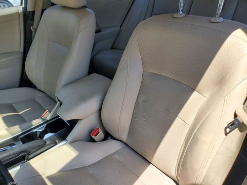 Used 2015 Honda Accord EX-L image 18
