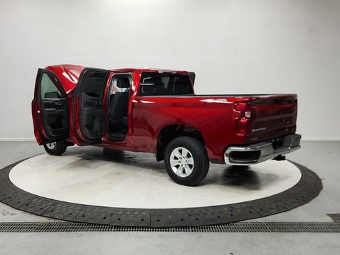 Used 2023 Chevrolet Silverado 1500 LT AWD/4WD image 14