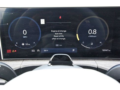 Used 2024 Hyundai Santa Fe Limited image 16