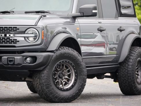 Certified 2022 Ford Bronco Badlands w/ Sasquatch Package AWD/4WD image 13