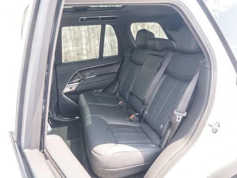 Used 2024 Land Rover Range Rover SE AWD/4WD image 35