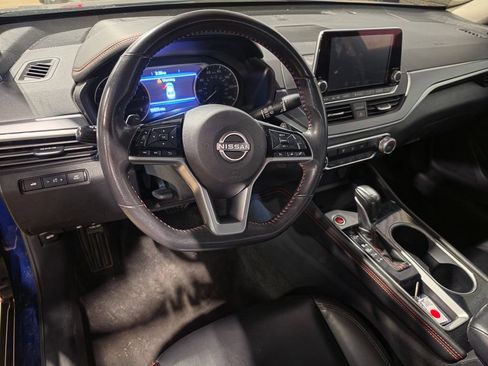 Used 2024 Nissan Altima 2.5 SR FWD image 4