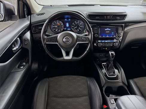 Used 2022 Nissan Rogue Sport SV w/ Technology Package image 22