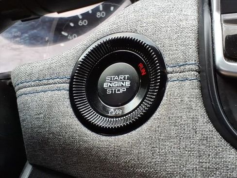 Used 2022 Jeep Compass Latitude image 18