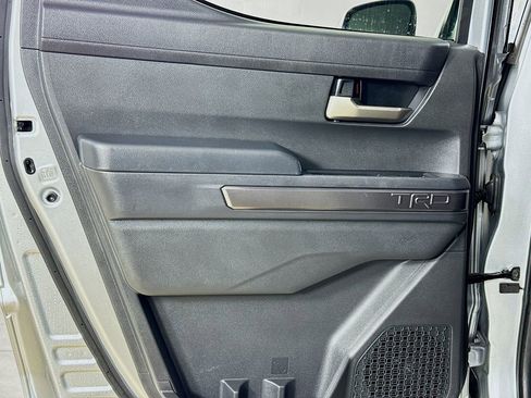 Used 2024 Toyota Tacoma TRD Off-Road image 17