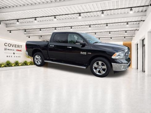 Used 2015 RAM 1500 Lone Star AWD/4WD image 17