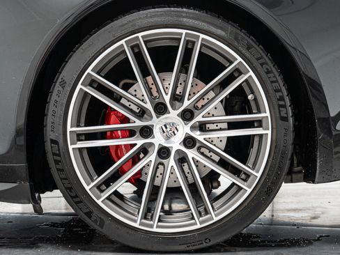 Used 2017 Porsche 911 Carrera 4S AWD/4WD image 45