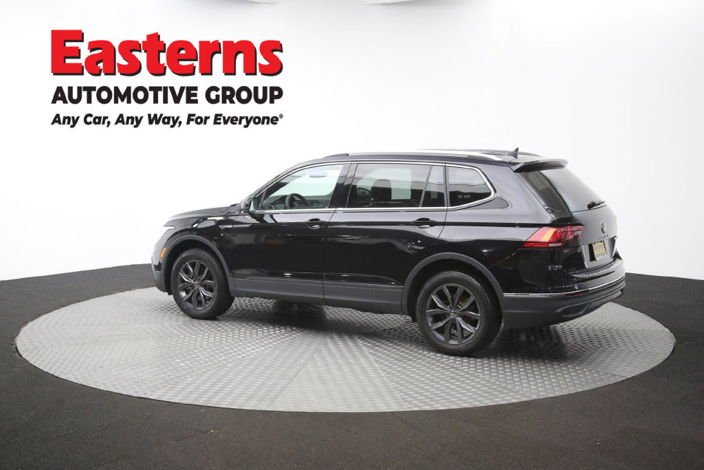 Used 2023 Volkswagen Tiguan SE AWD/4WD image 64