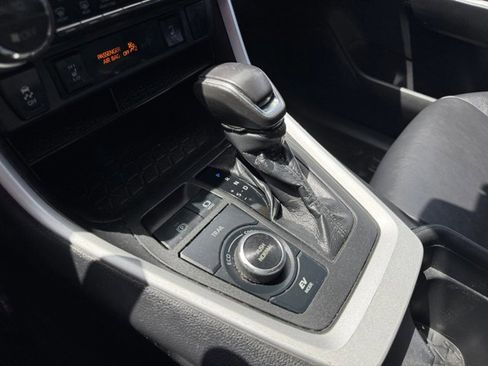 Used 2021 Toyota RAV4 XLE Premium AWD/4WD image 30