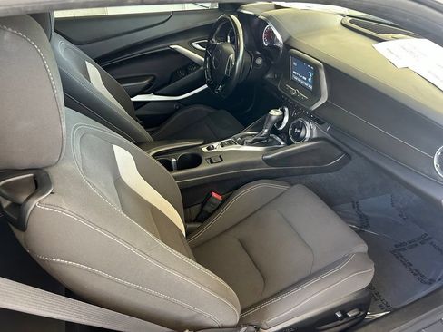 Used 2018 Chevrolet Camaro LT RWD image 24