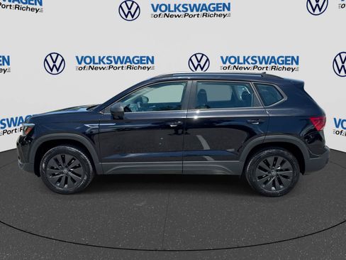 Used 2023 Volkswagen Taos S FWD image 11