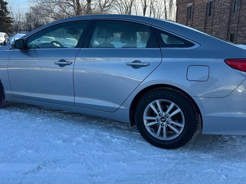 Used 2016 Hyundai Sonata SE image 6