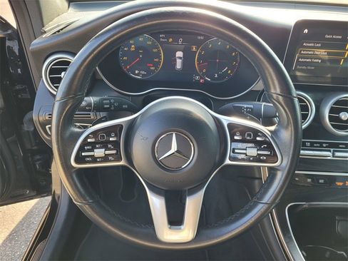 Used 2022 Mercedes-Benz GLC 300 GLC 300 image 21