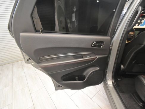 Used 2023 Dodge Durango R/T RWD image 17