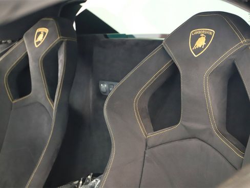 Used 2012 Lamborghini Gallardo LP 570-4 Performante image 26