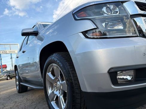 Used 2016 Chevrolet Tahoe LT image 12