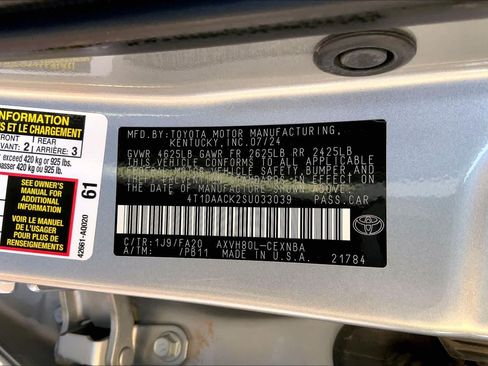 Used 2025 Toyota Camry LE FWD image 34