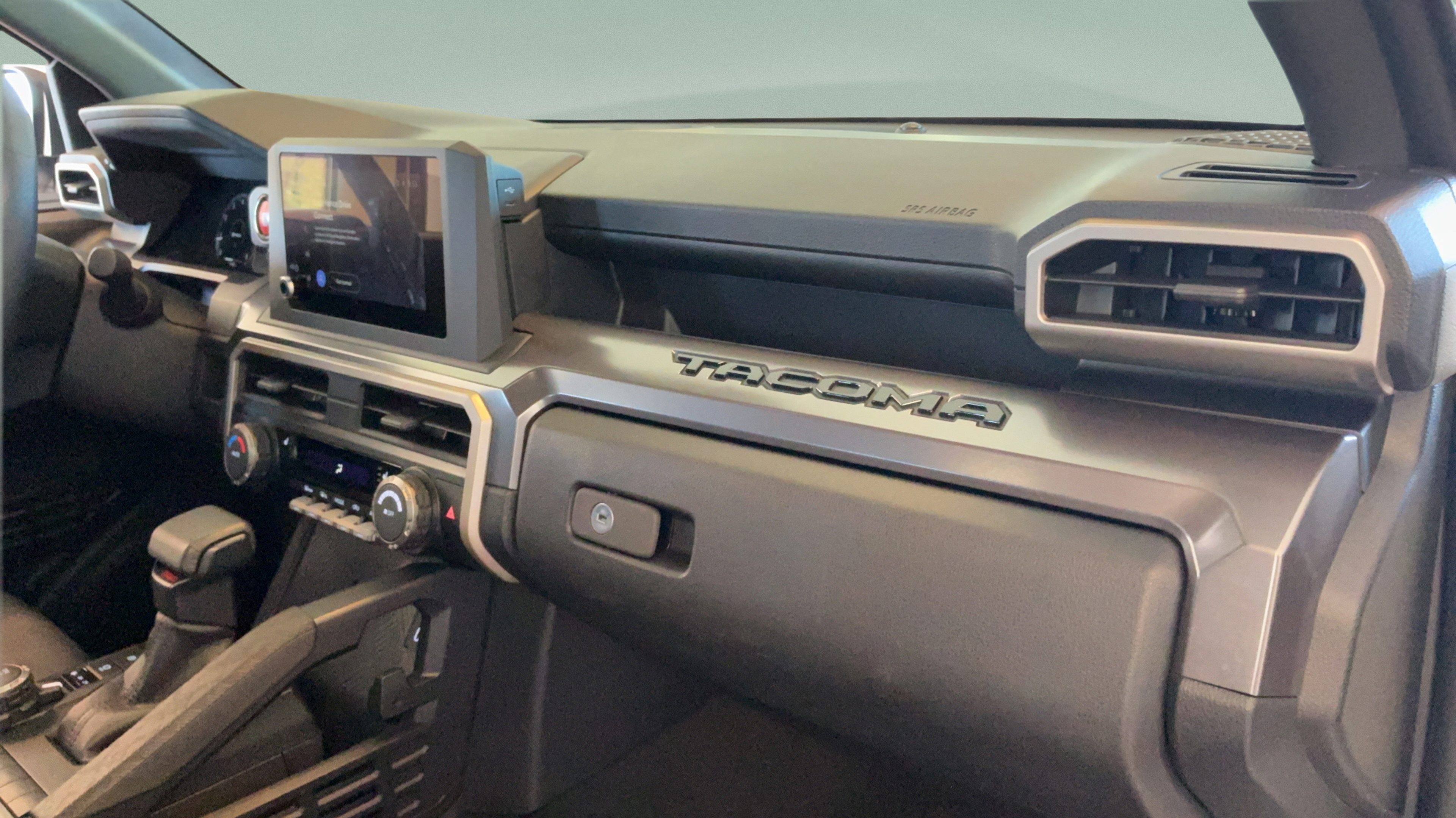 Certified 2025 Toyota Tacoma TRD Sport AWD/4WD image 33