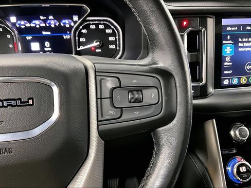 Used 2021 GMC Yukon Denali w/ Denali Premium Package AWD/4WD image 26