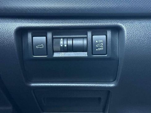 Used 2025 Subaru Forester Touring AWD/4WD image 32