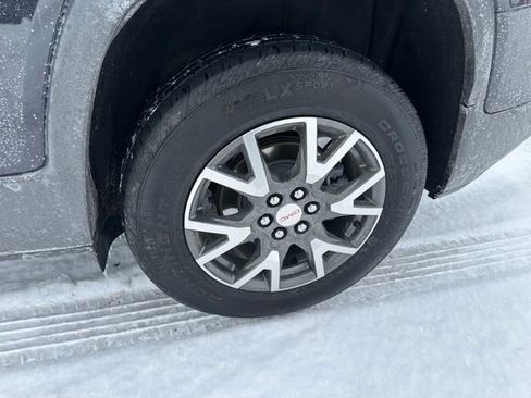 Used 2022 GMC Acadia SLE w/ Driver Convenience Package image 54