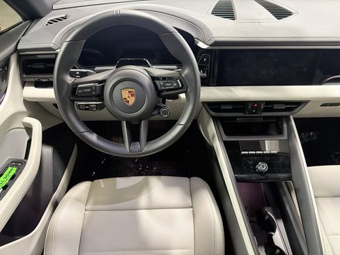 Certified 2026 Porsche Macan Electric RWD image 18