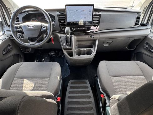 Used 2023 Ford Transit 350 XLT image 22