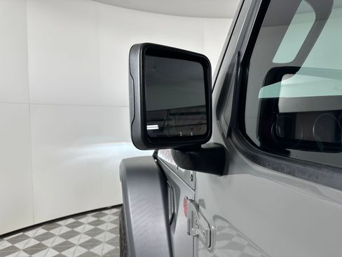 Used 2020 Jeep Wrangler Unlimited Rubicon w/ Dual Top Group image 23