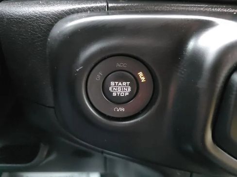 Used 2021 Jeep Wrangler Sport image 20