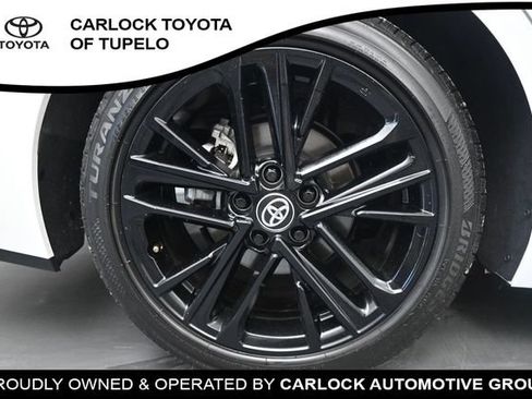 Used 2025 Toyota Camry SE FWD image 18